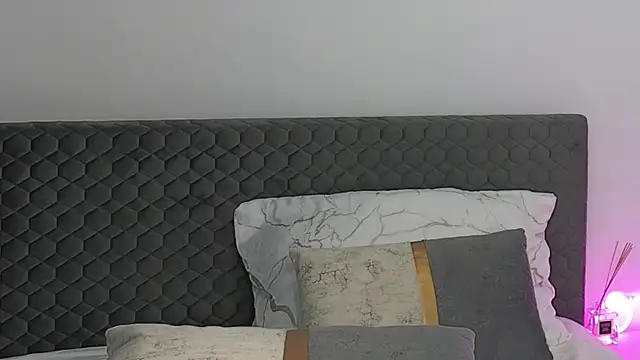 SophieWild's cam snapshot