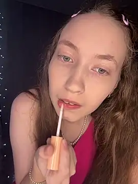 Holy_Poly's cam snapshot