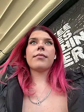 RiriRoseey's cam snapshot