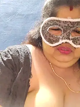 tamilthanushri's cam snapshot