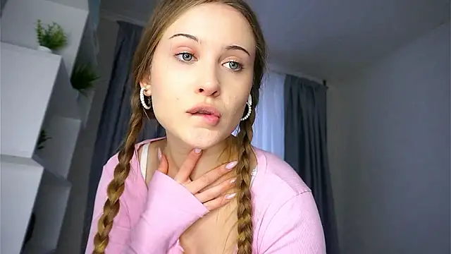 QuennaCoote's cam snapshot