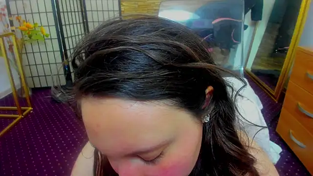 AishaRouhi's cam snapshot