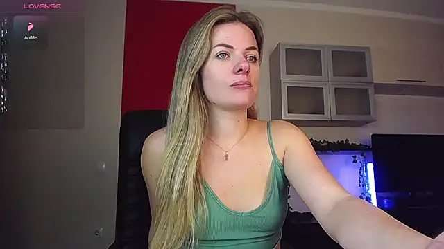 ladysabotage's cam snapshot