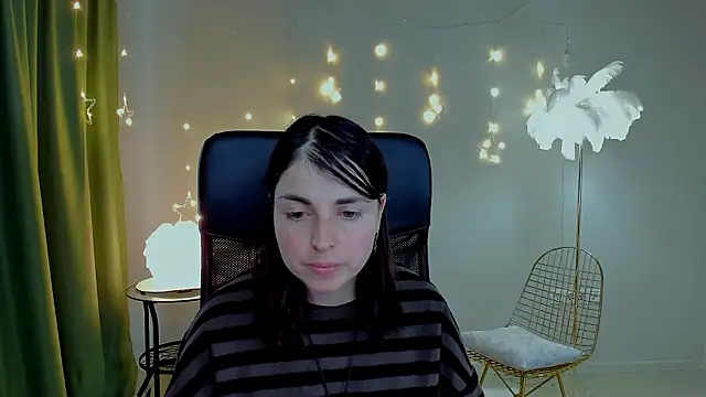 MartaEdams's cam snapshot