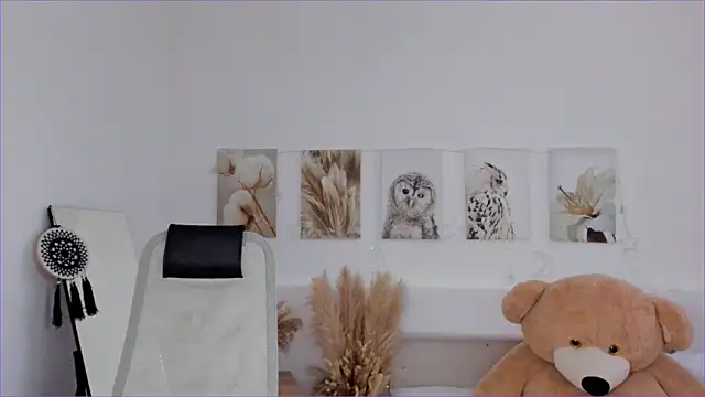 IndigoFae's cam snapshot