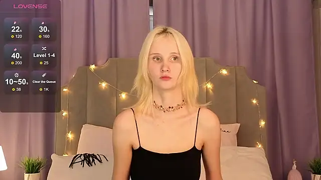 CrystalLili's cam snapshot