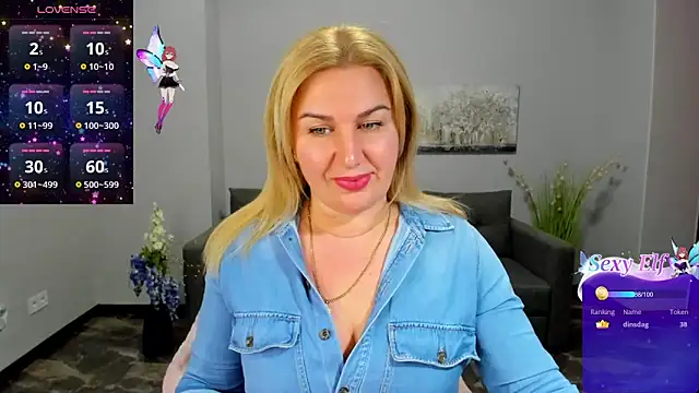 Lili_Crossi's cam snapshot