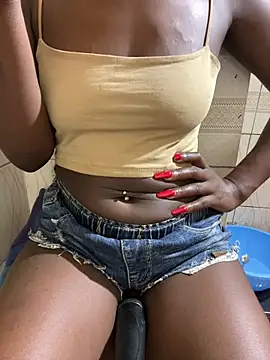 julietunderwoood's cam snapshot