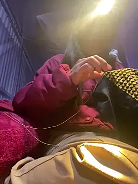 Huong-Ly's cam snapshot