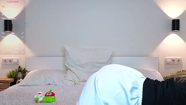 GhisllaineWestler's cam snapshot