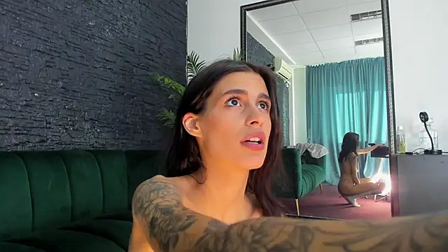 MaddyExposedd's cam snapshot