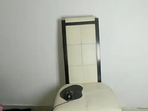 alaskalovestar16 live sex cam