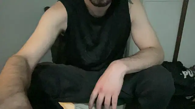 alphajoshkosh's cam snapshot