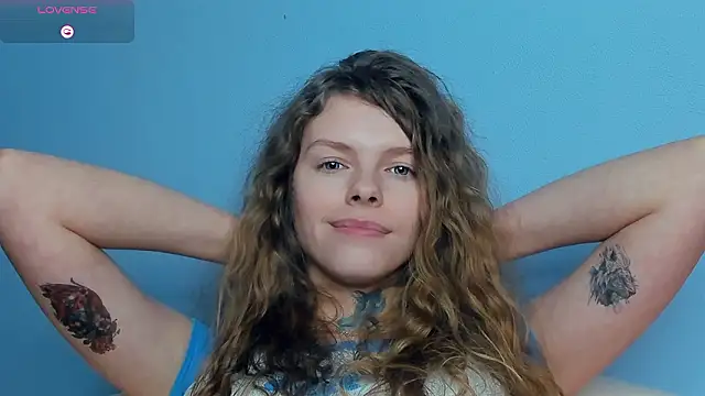 RayaNenlia's cam snapshot