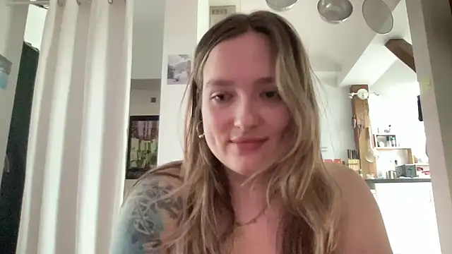 MyMegann's cam snapshot