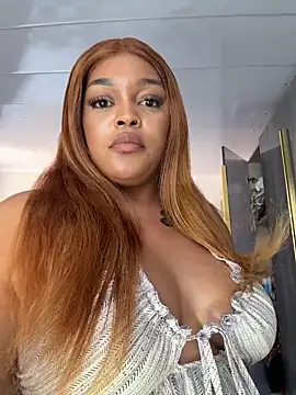 Iam-Sharifa's cam snapshot