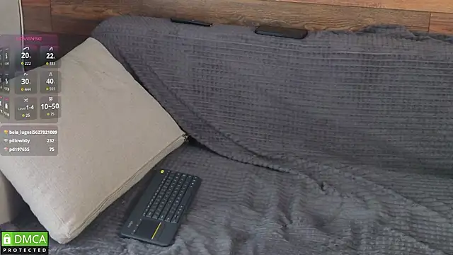 EmilieLong's cam snapshot