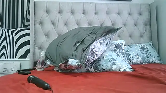 Thicknessddx's cam snapshot