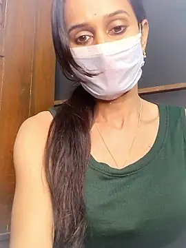 Saharaa's cam snapshot