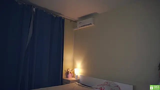 LoraDavi's cam snapshot