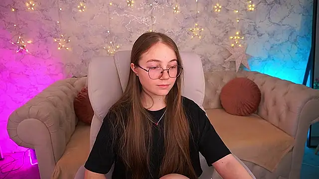 ArrinaWairr's cam snapshot