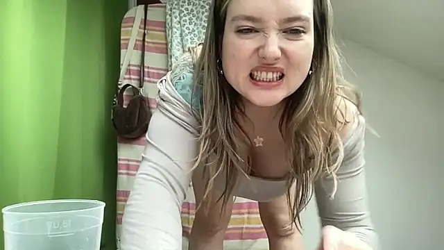 MyMegann's cam snapshot