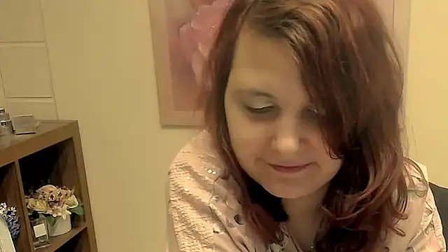 TwoBigSuns's cam snapshot