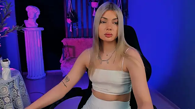 HyileyClark's cam snapshot