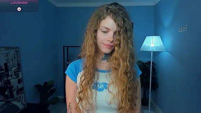 RayaNenlia's cam snapshot