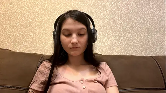 AurorAurora's cam snapshot