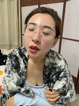 Jingjingxiang-520 live sex cam