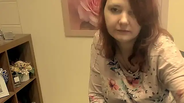 TwoBigSuns's cam snapshot