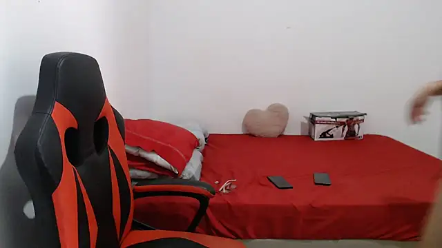 madelyn30 live sex cam