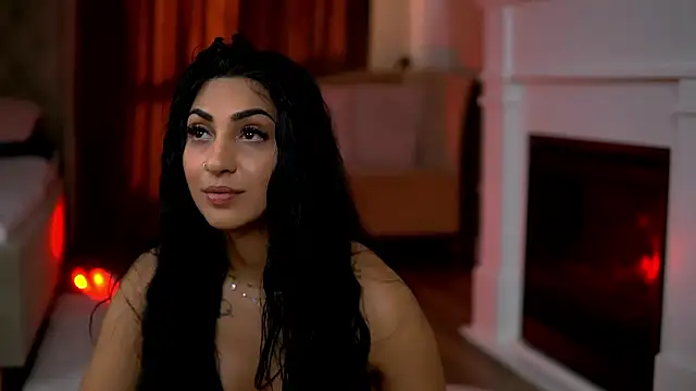 EmaHallee live sex cam