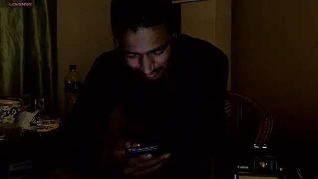 Gre3k_god's cam snapshot