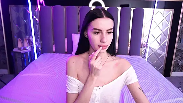 Snow_WhiteeeX's cam snapshot