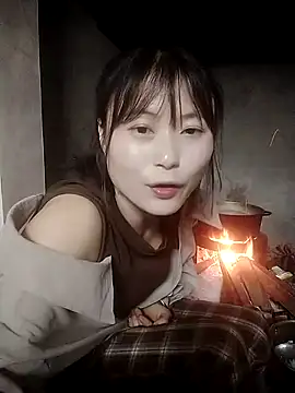 linda_bae00's cam snapshot