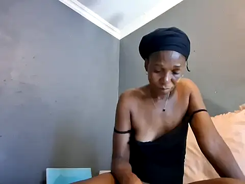 NaughtyCouga's cam snapshot