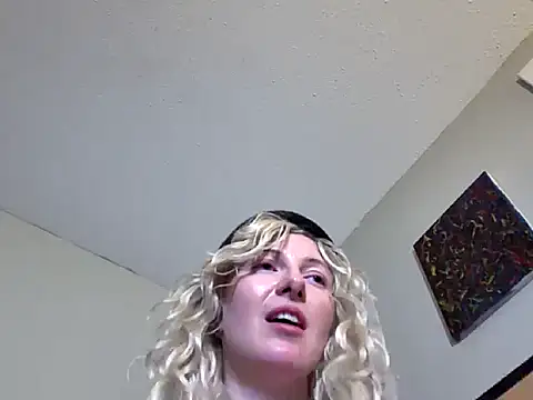 dannikakay's cam snapshot