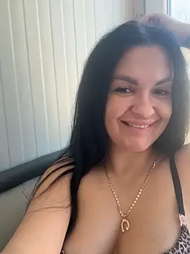 MeganBlueq live sex cam