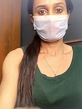 Saharaa's cam snapshot