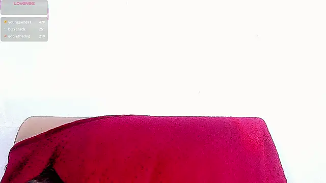 Miss-Saraii live sex cam