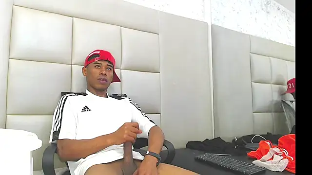 TonnyMarck live sex cam