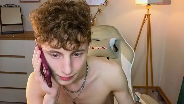 crisp1n live sex cam