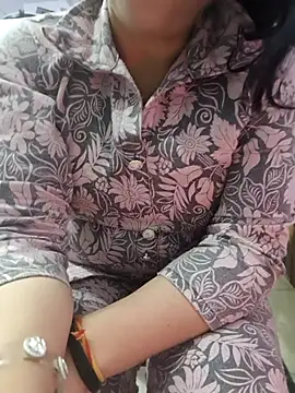 roshni_agrawal0's cam snapshot