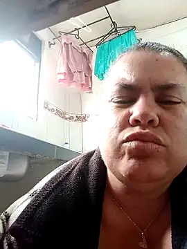 yaneth_'s cam snapshot