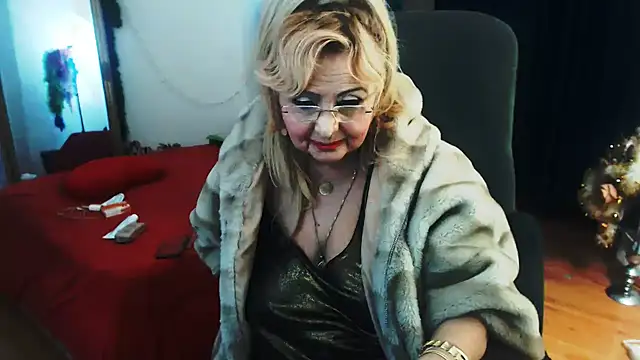 MatureExtasy's cam snapshot