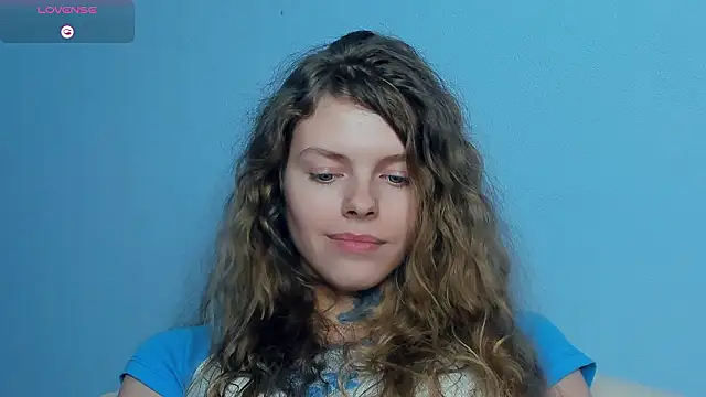 RayaNenlia's cam snapshot