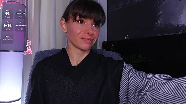 SofiaFoster_'s cam snapshot