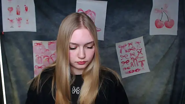 MademoiselleCl's cam snapshot